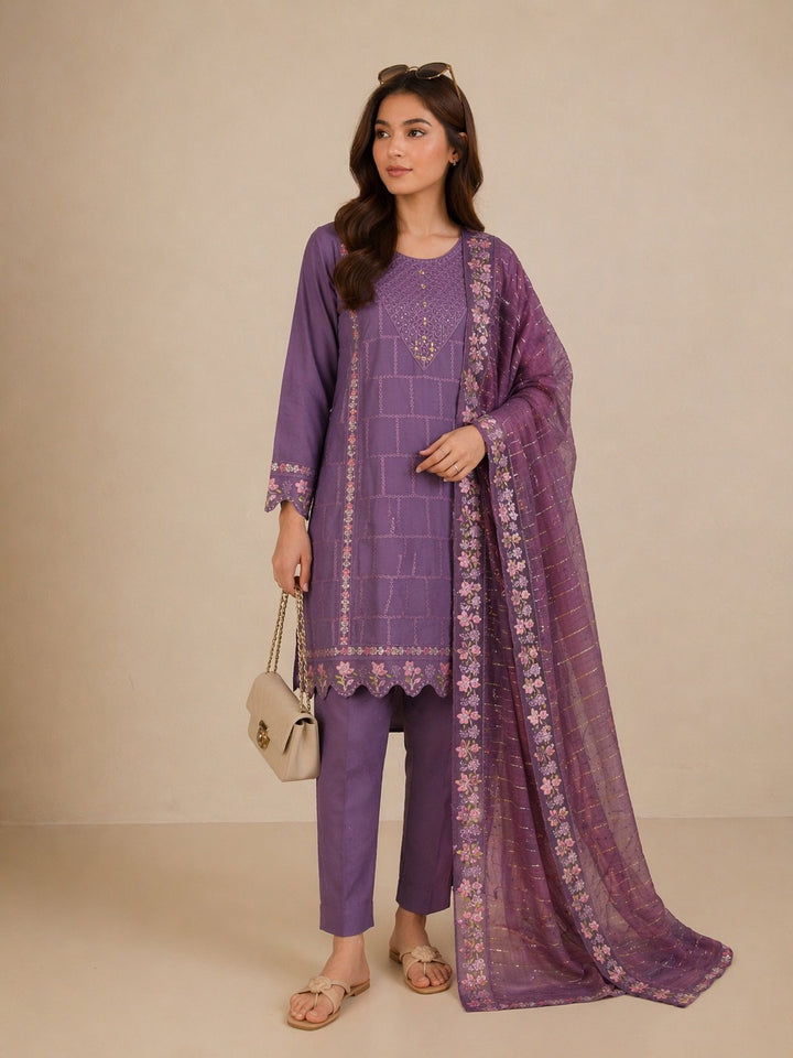 Elegant Lavender Purple Embroidered 3-Piece Lawn Suit with Chiffon Dupatta